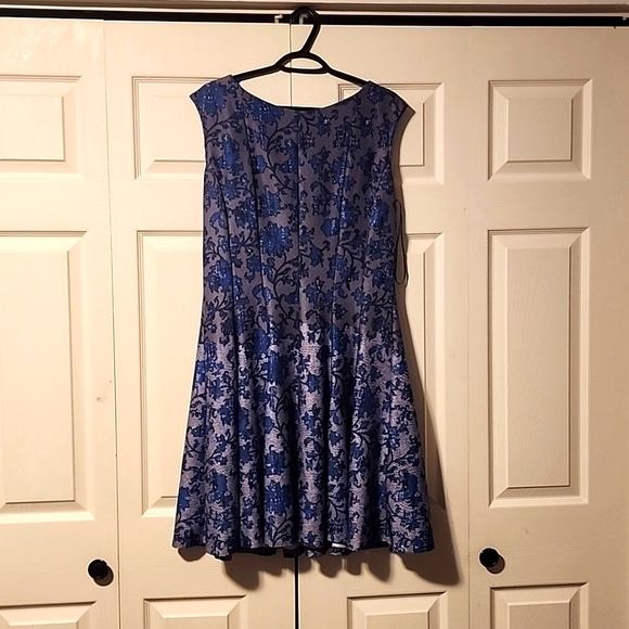 Women office dress - Picture 1 of 4